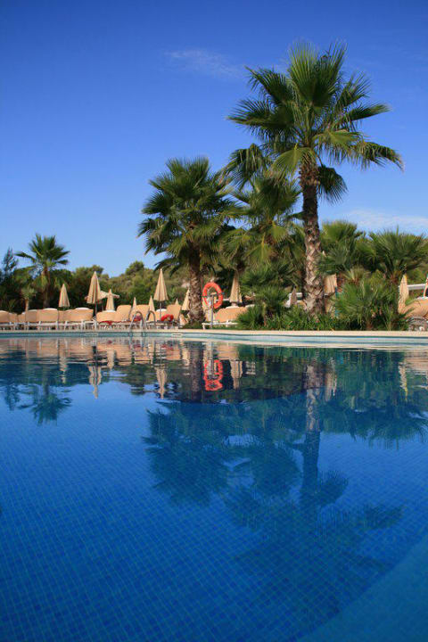 Der kleinere Pool Flipflop Cala Romantica