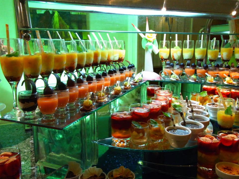 Süßspeisenbuffet Premier Le Reve Hotel & Spa