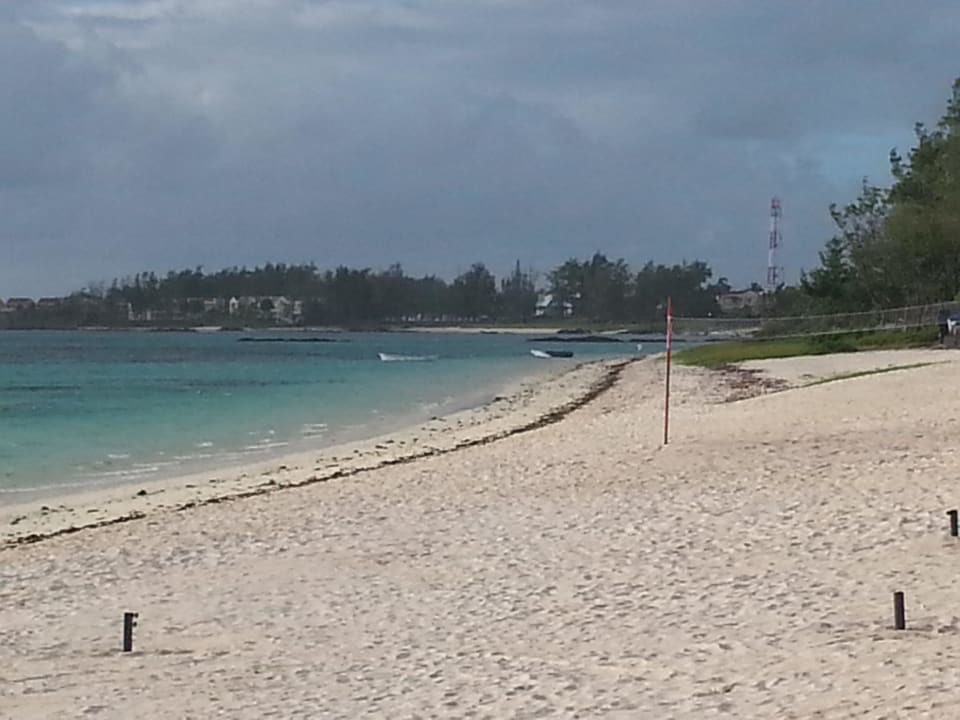 Blick nach Süden Crystals Beach Resort Belle Mare, a member of Radisson Individuals