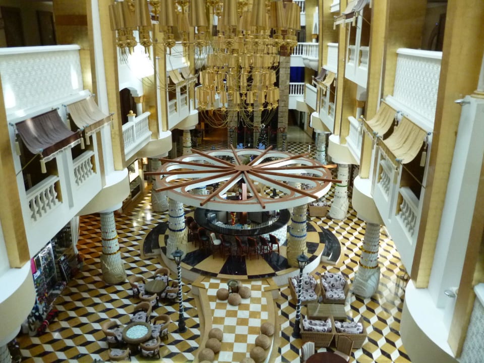 Atrium Granada Luxury Okurcalar