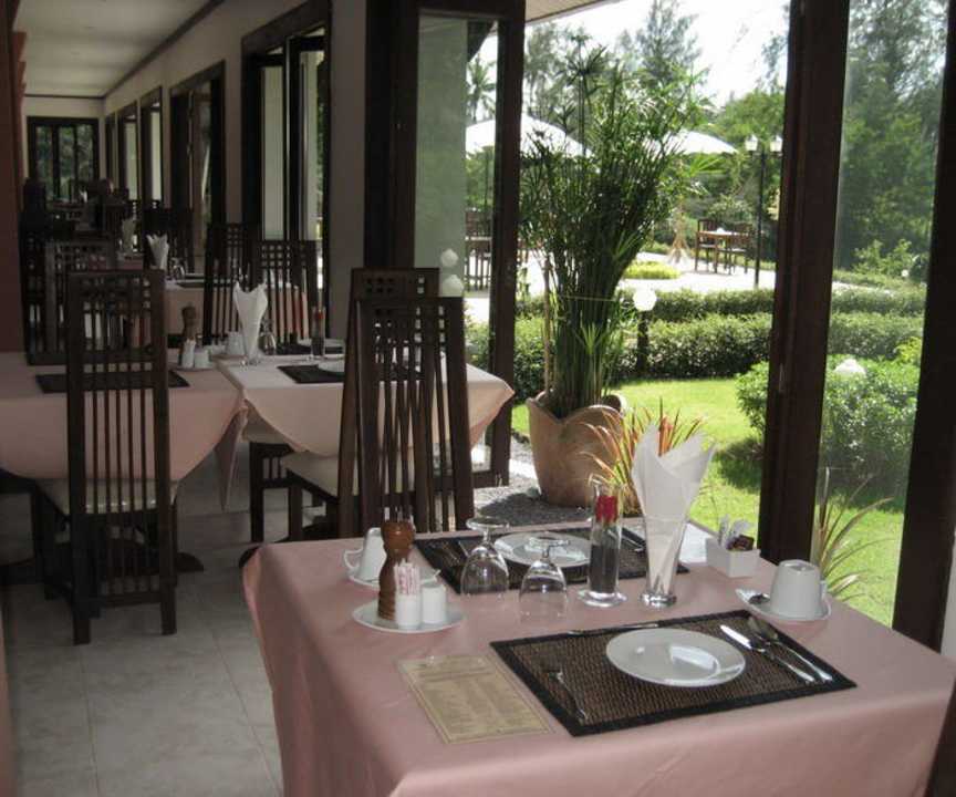 Frühstück im Restaurant Khao Lak Riverside Resort & Spa