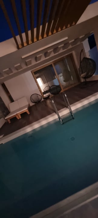 Pool Hotel Meropi