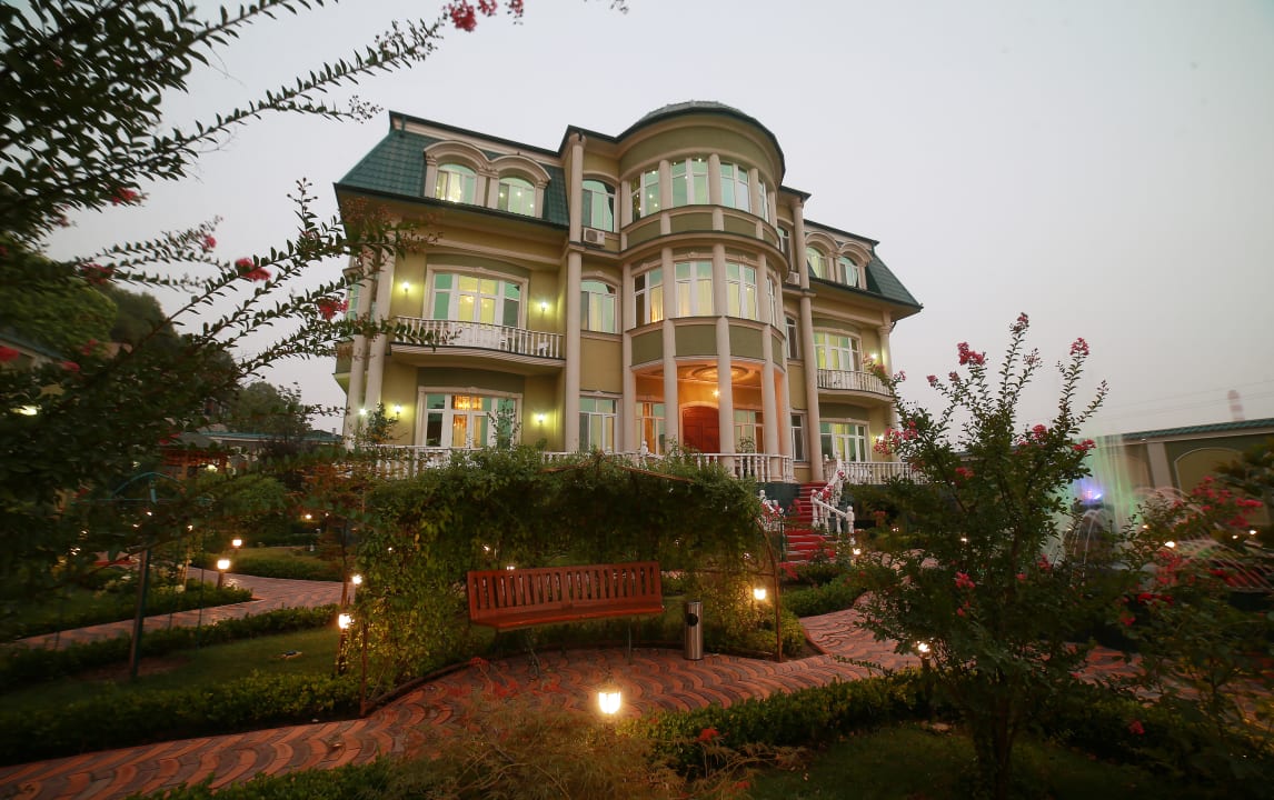 Außenansicht Lotte Palace Dushanbe