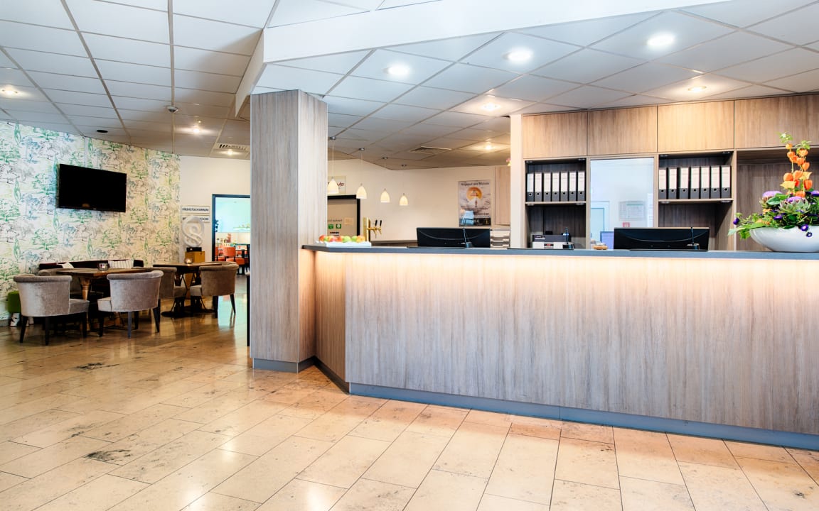 Lobby ACHAT Hotel Stuttgart Zuffenhausen