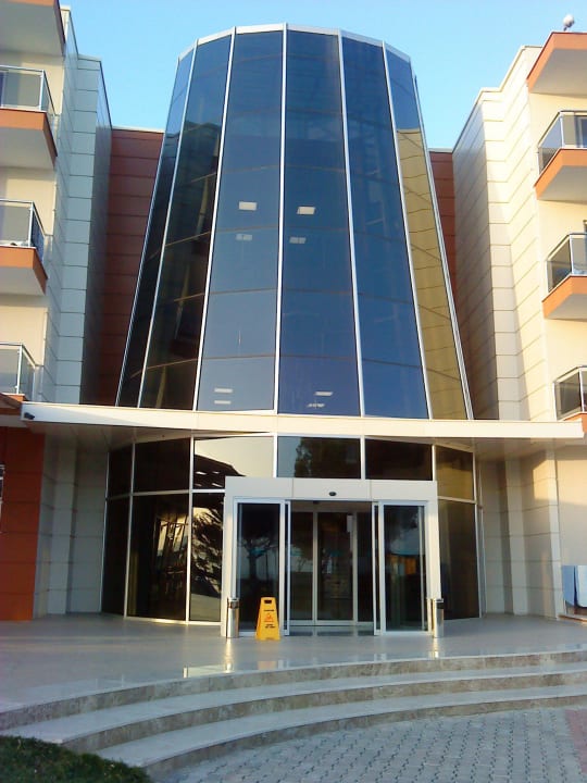 NEUER BLOCK  2013 ERÖFFNET  Royal Beach Club Hotel