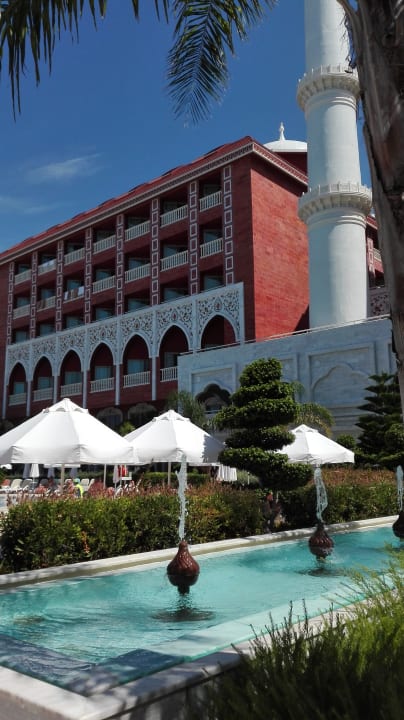 Außenansicht Royal Taj Mahal Hotel