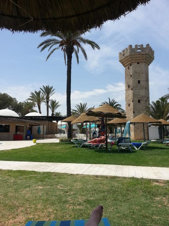 Von den liegen in der hotelanlage  Monarque Club Rivage