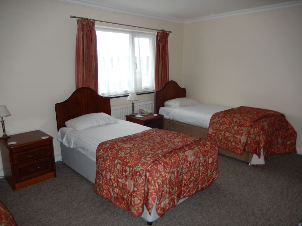 Zimmer Hotel The Beaufort Park & Conference Centre