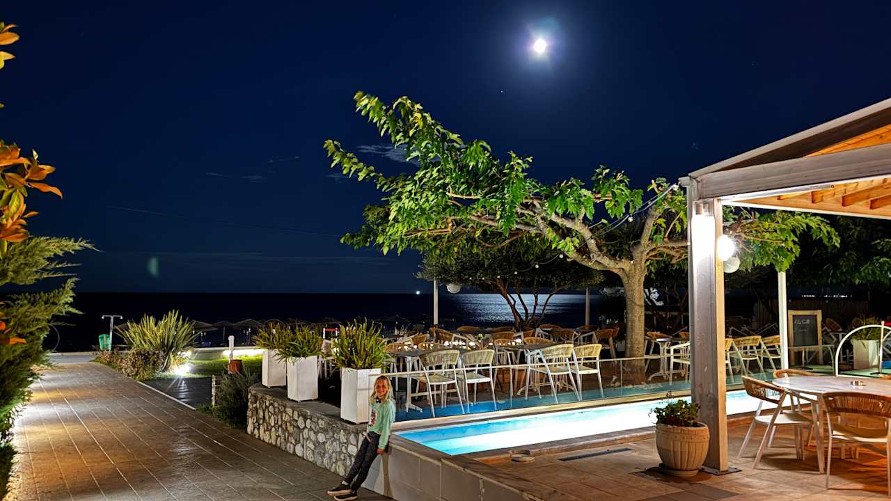 Gartenanlage alltoura Club Hotel Poseidon Palace