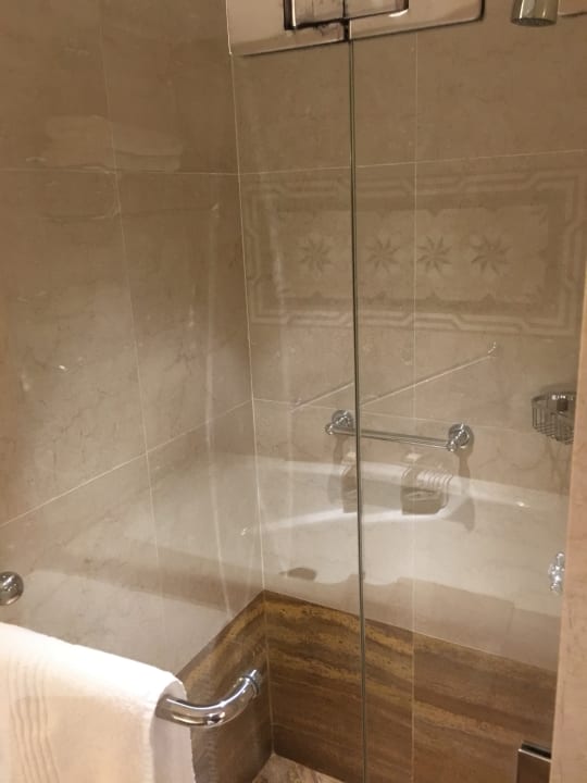 Zimmer Sheraton Hotel & Resort Abu Dhabi