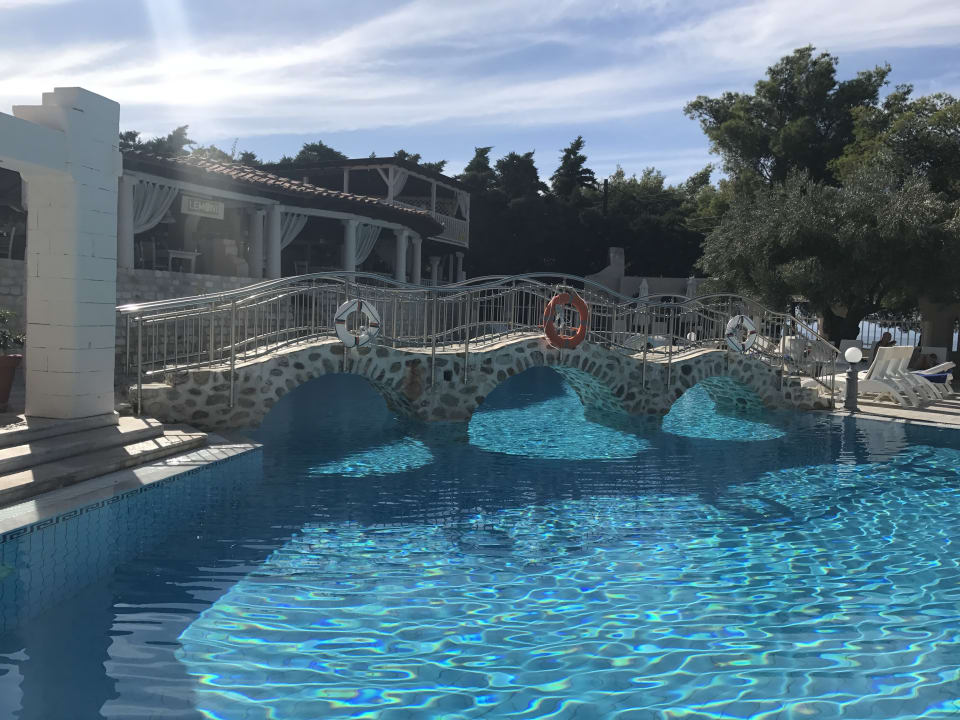 Pool Acrotel Athena Pallas