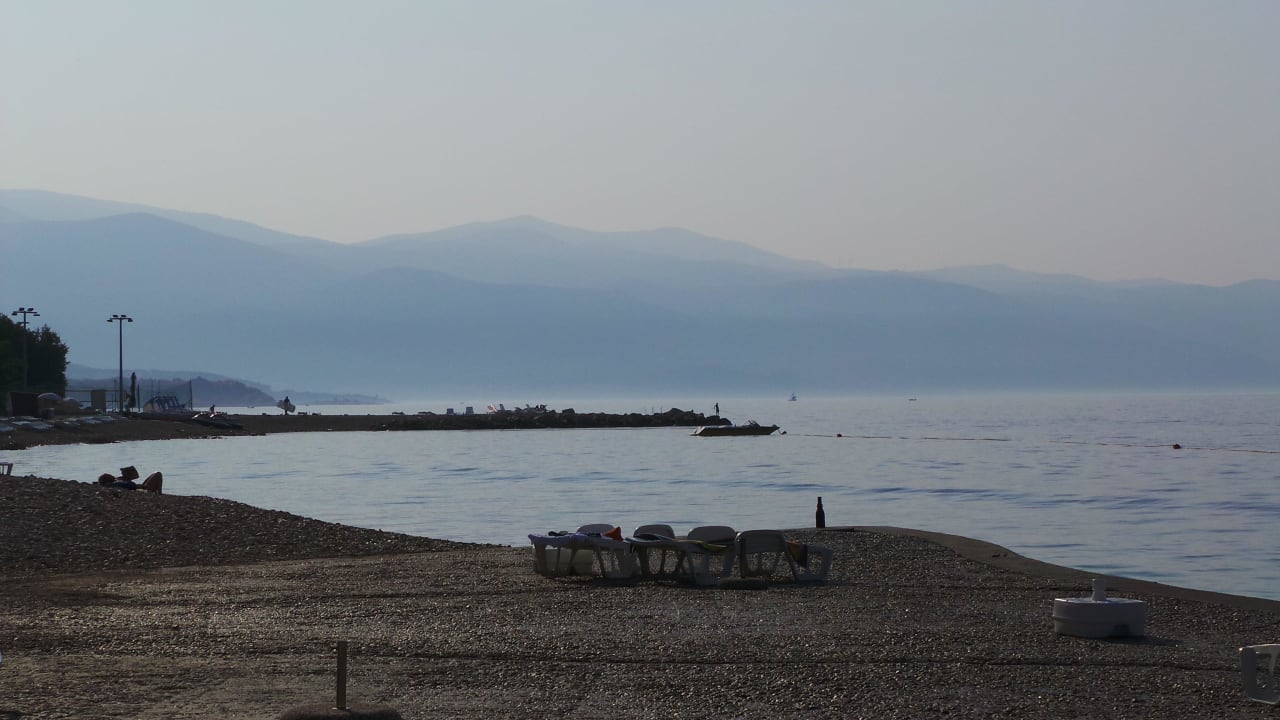 Betonierter Strand Wyndham Grand Novi Vinodolski Resort  - Hotel The View