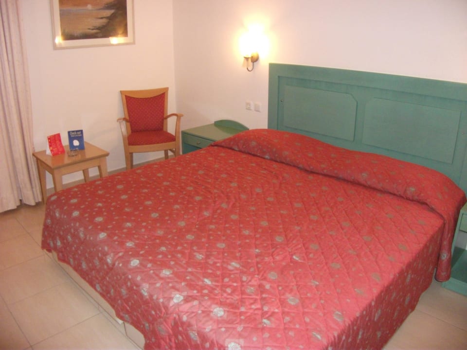 Doppelbett Grand Hotel Holiday Resort