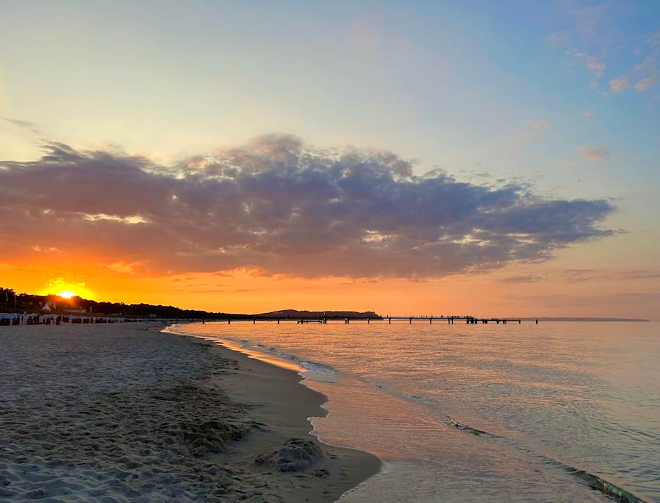 Strand aja Nordperd und Villen Göhren