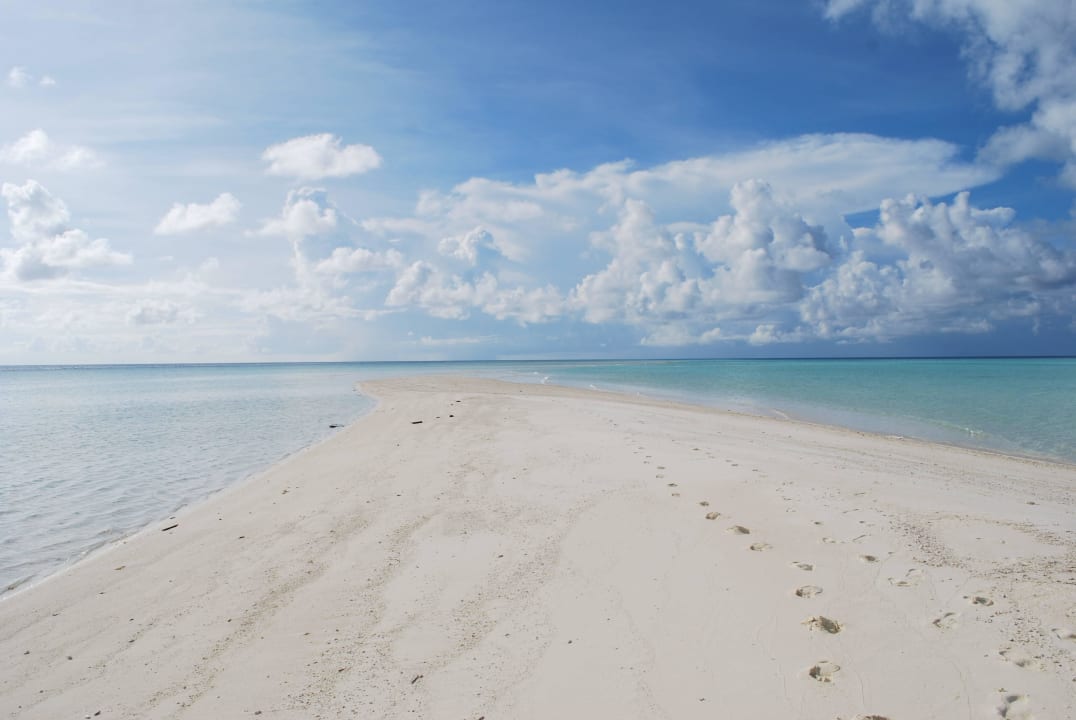 Sandbank Kuramathi Maldives