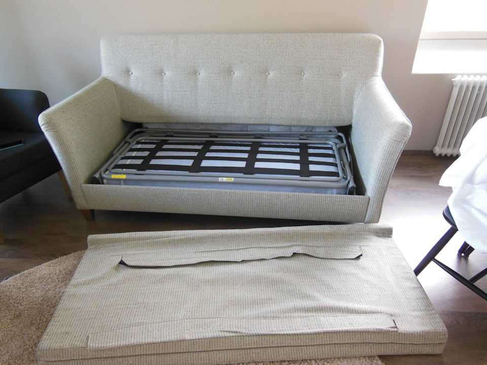 Klapp-Sofa (bequem) SATO HotelHome Lapinlahdenkatu