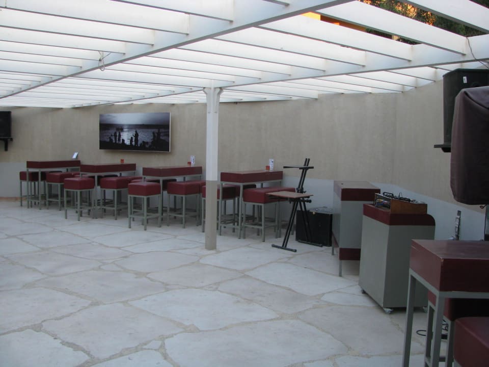 "Tanzbereich in der Peanut..." Three Corners Rihana Resort Deluxe (El Gouna) • HolidayCheck