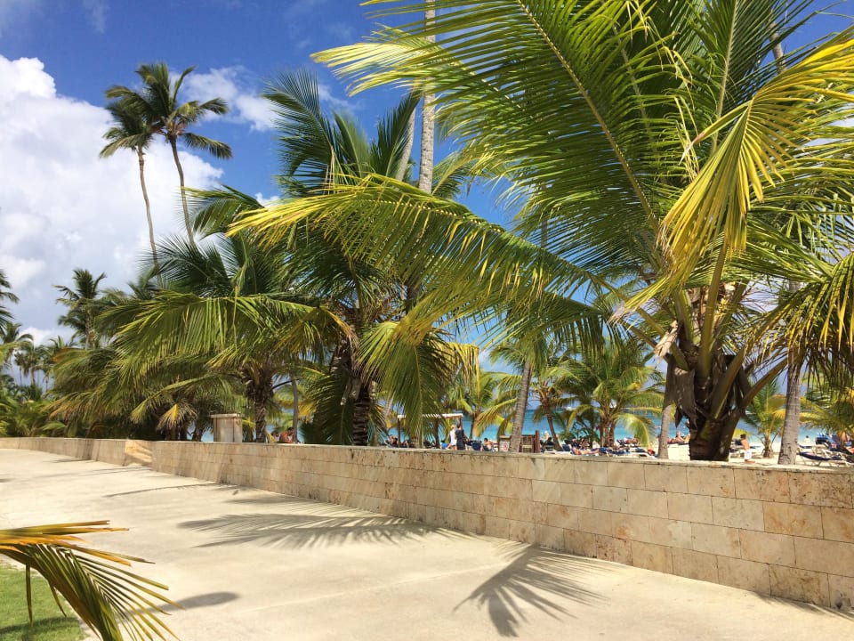 Strandpromenade Villas Bavaro Resort & Spa