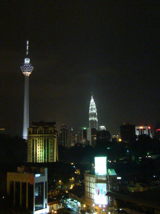 Kuala Lumpur bei Nacht Hotel Ancasa