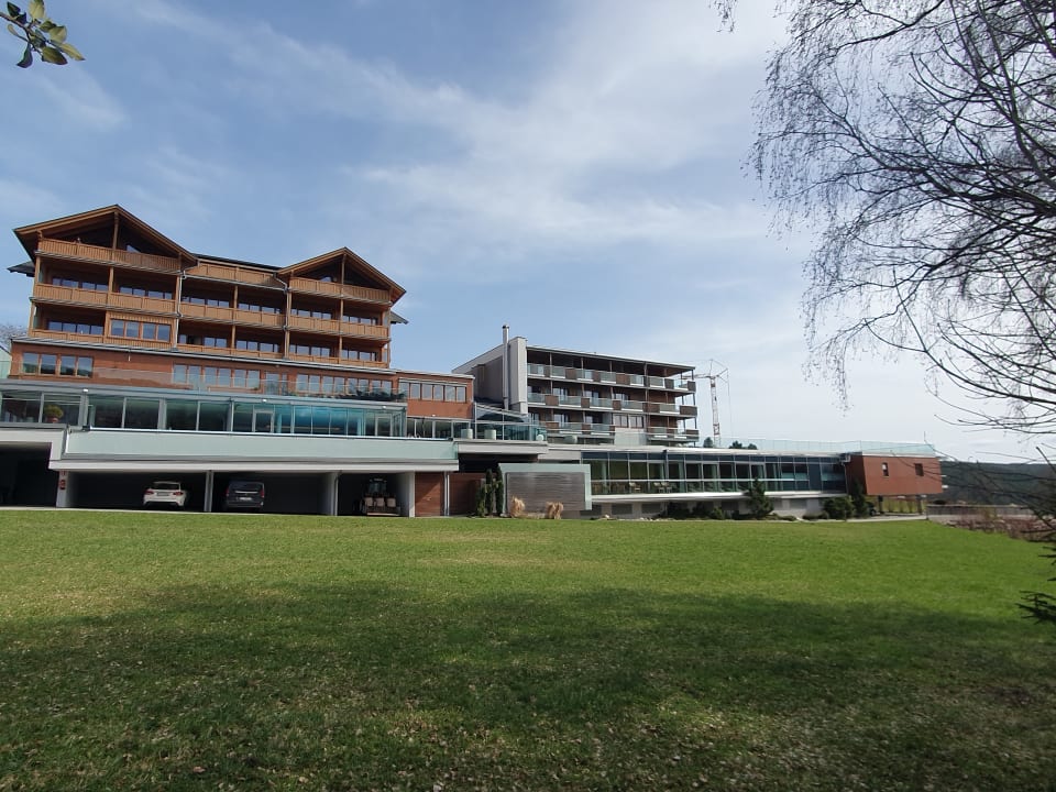 Außenansicht Dorfhotel Fasching