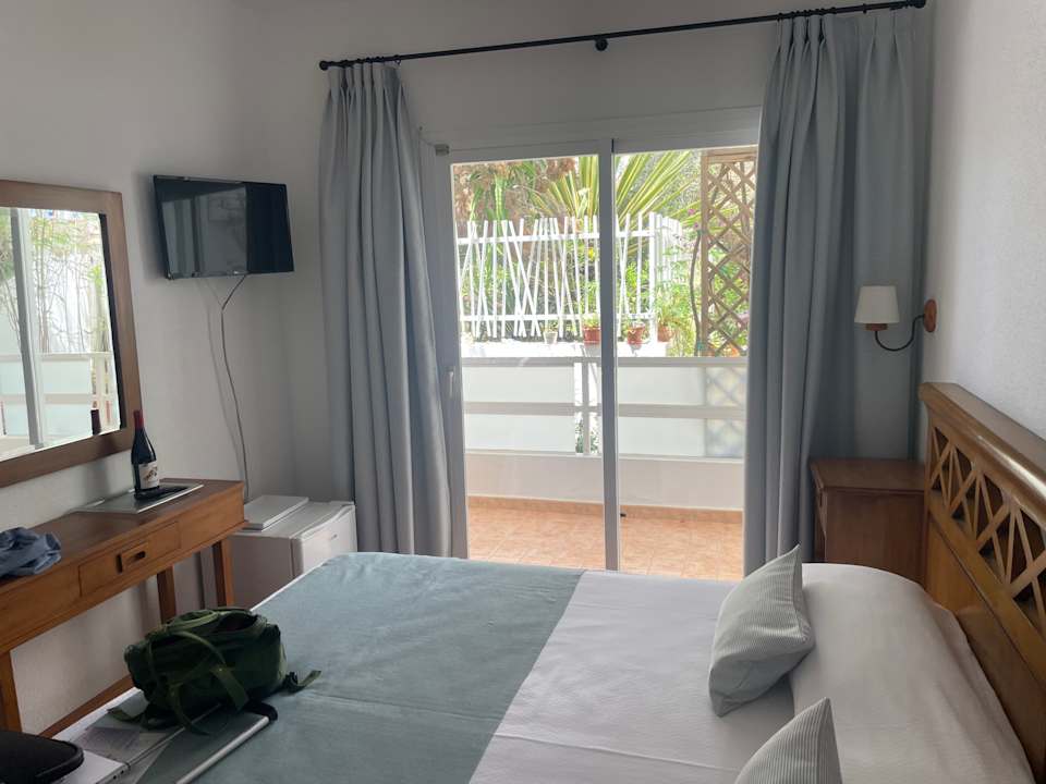 Zimmer Hostal Roca Plana