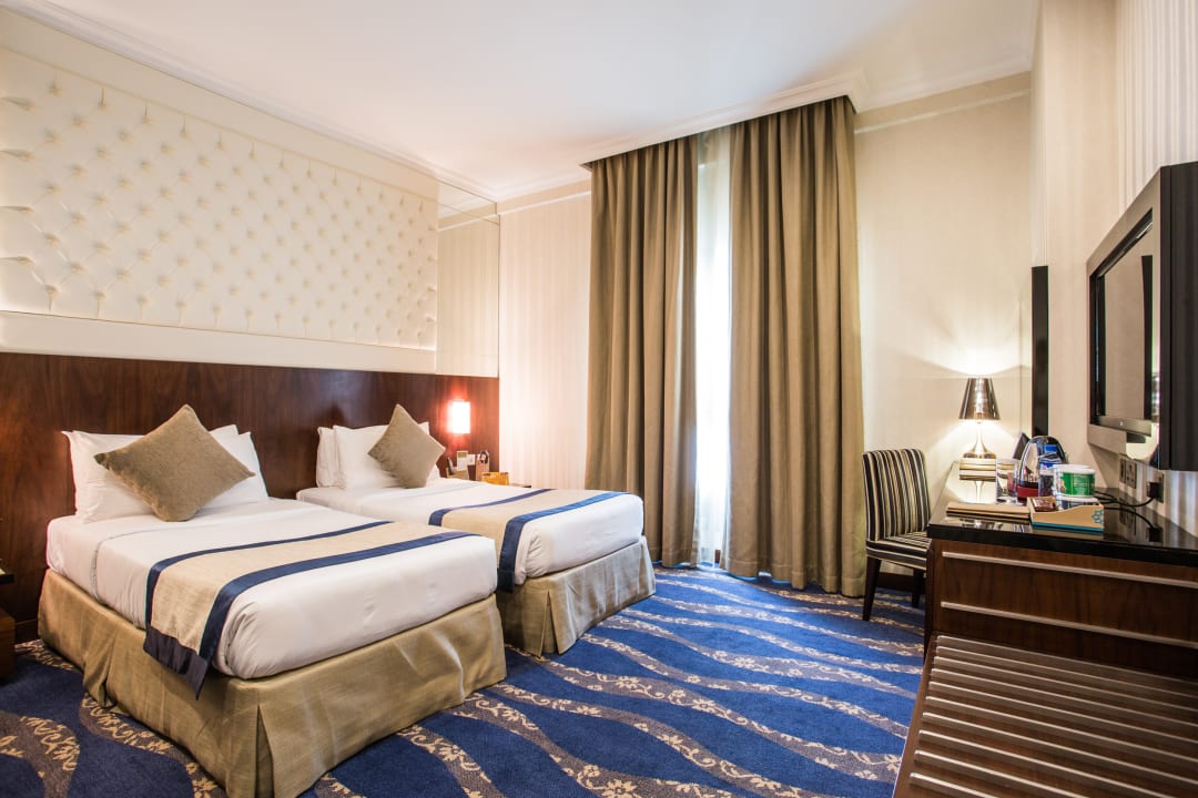 Zimmer Raviz Center Point Hotel