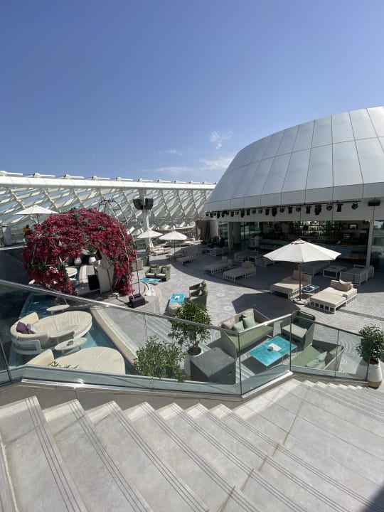 Pool W Abu Dhabi - Yas Island