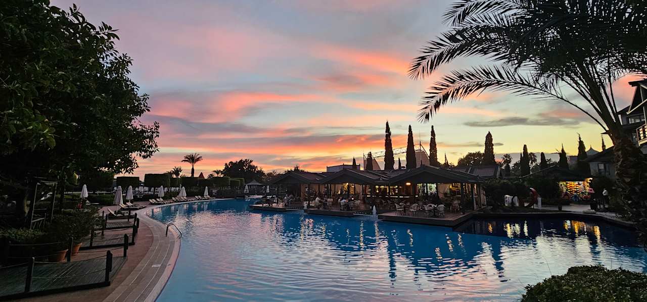 Pool Limak Lara Deluxe Hotel & Resort