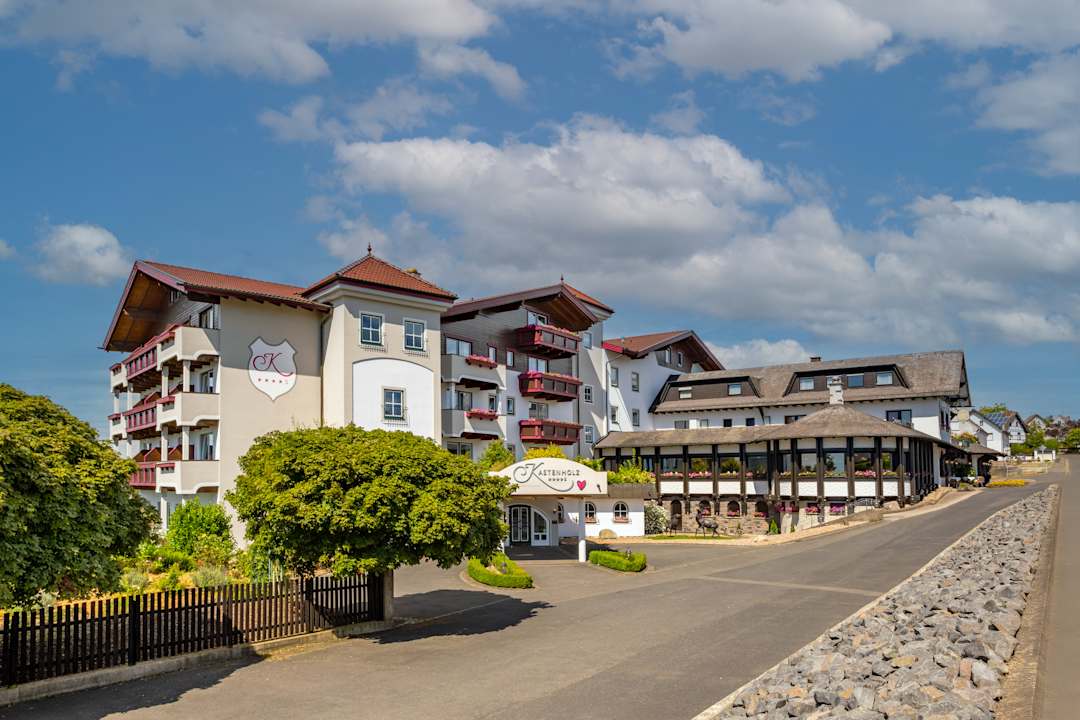 Außenansicht Hotel Kastenholz