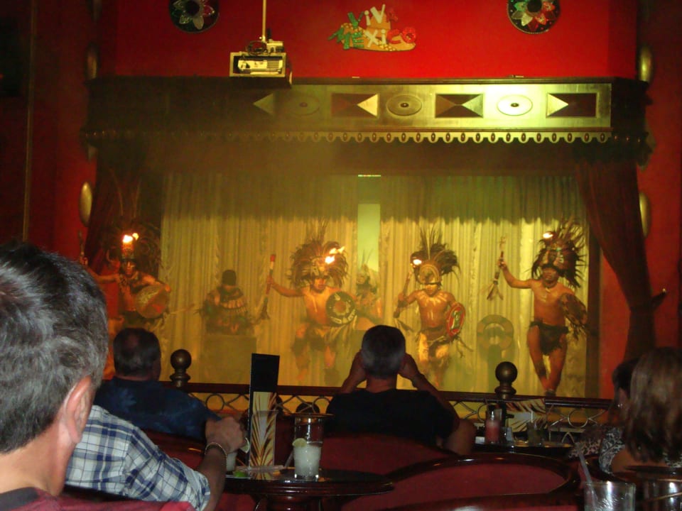 Abendanimation - Maya Show Hotel Riu Palace Riviera Maya