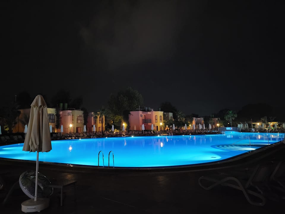 Pool VONRESORT Golden Beach