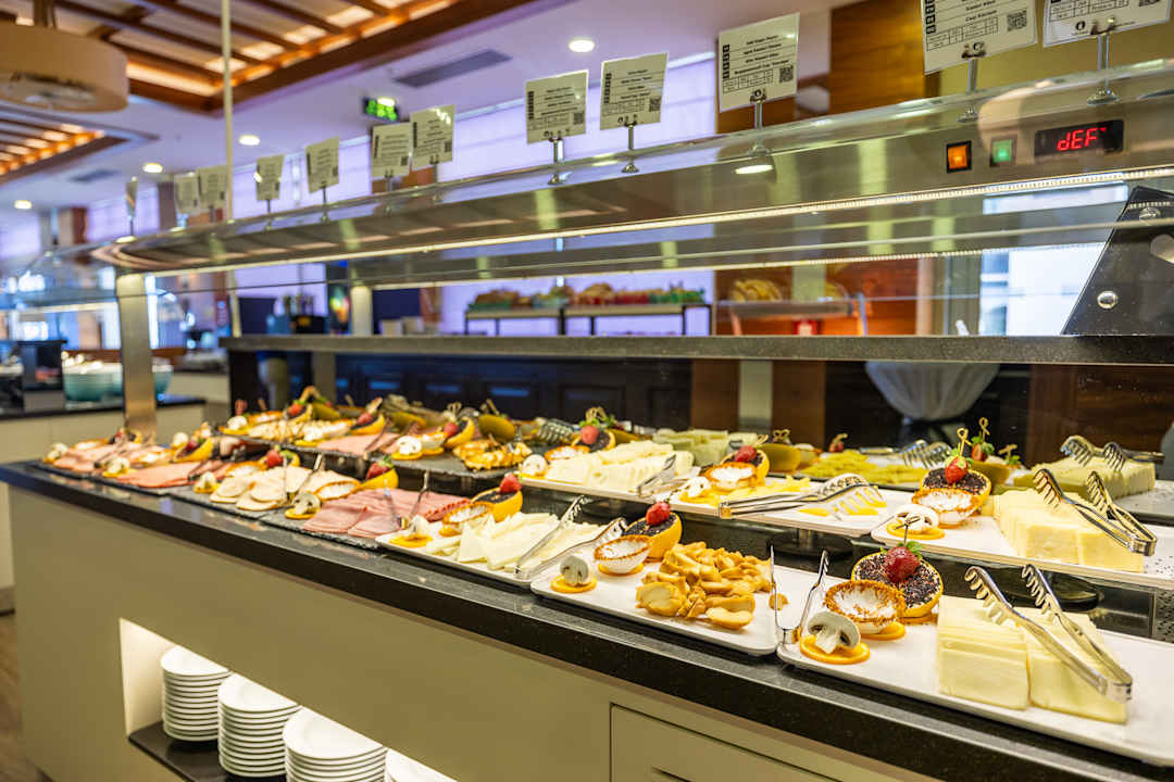 Gastro Ramada Resort Kusadasi & Golf