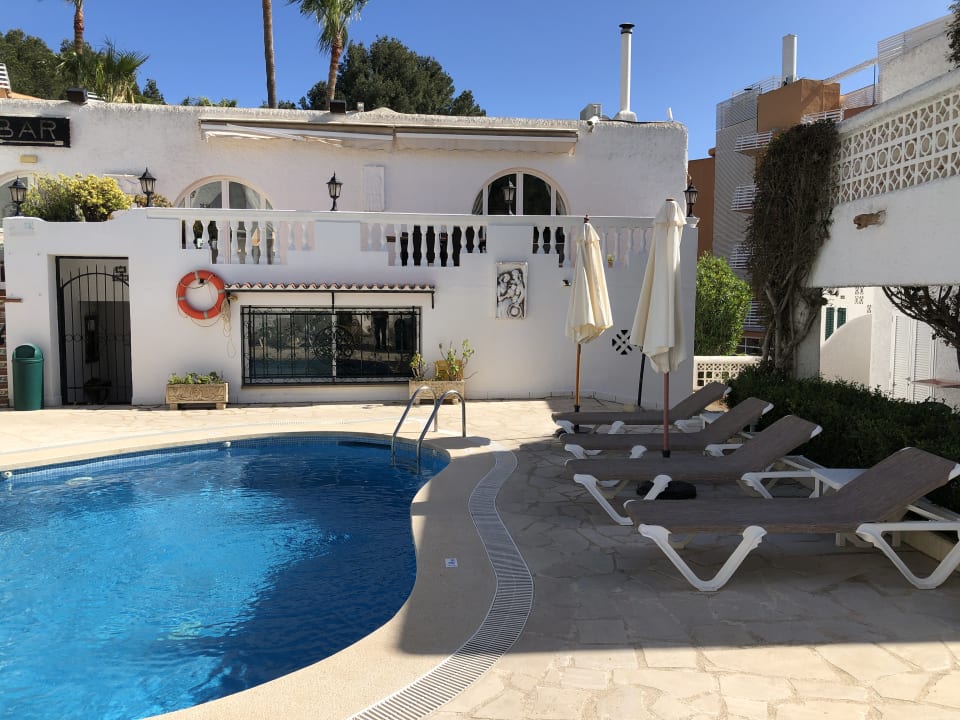 Pool Villa Columbus Rooms and Restaurant