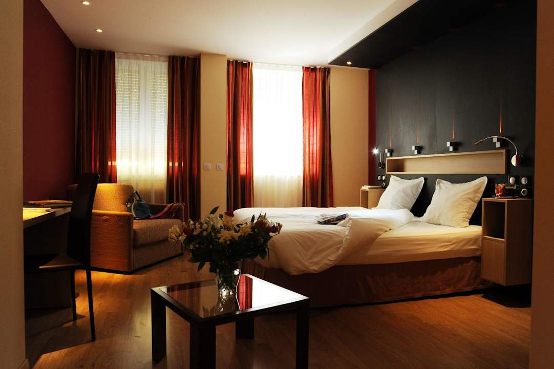 Family Aquarius Legend Hotel