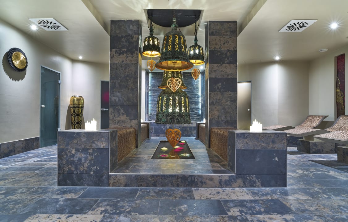 Sport & Freizeit Zur Post Wellness- und Sporthotel