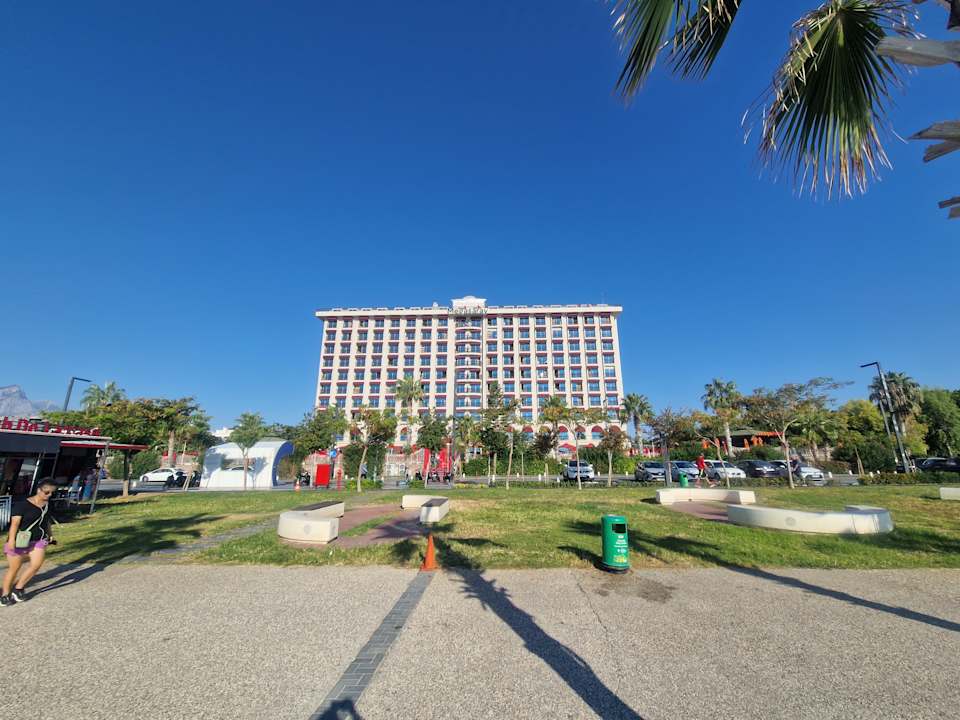Außenansicht Megasaray WestBeach Antalya