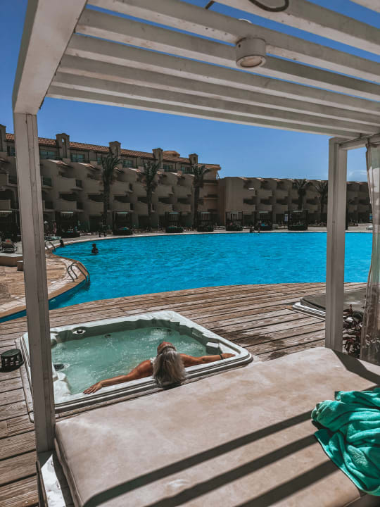 Pool The V Luxury Resort Sahl Hasheesh