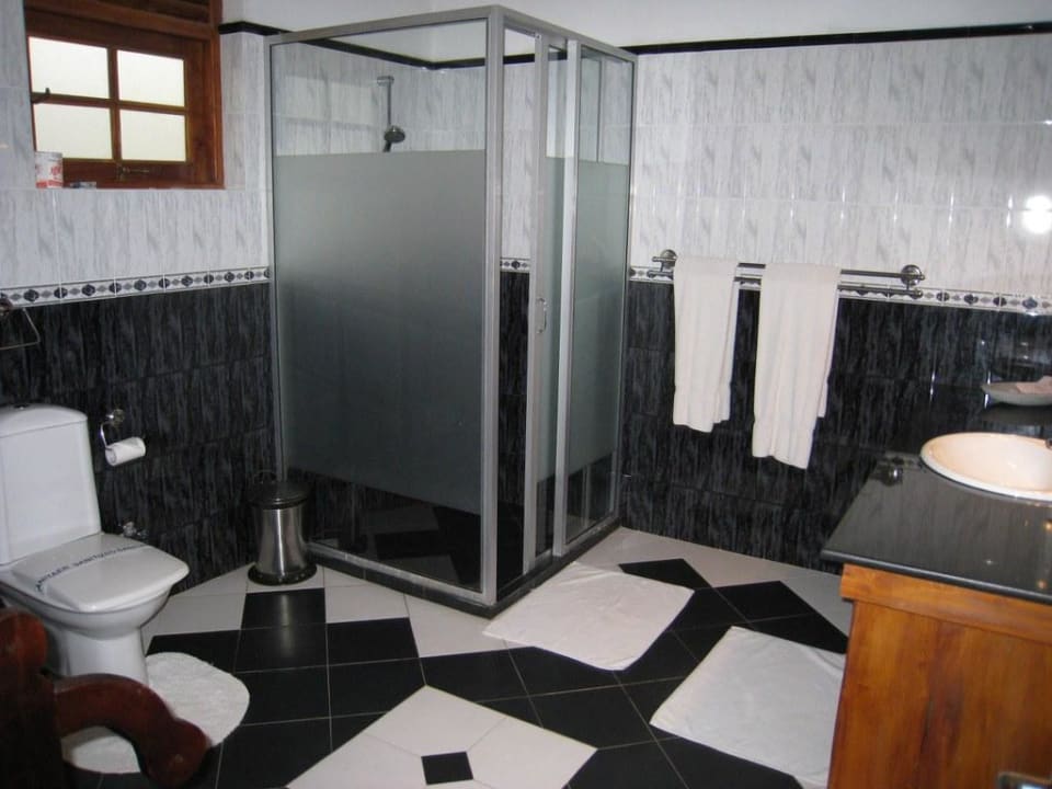 Bad Hotel Bentota Village