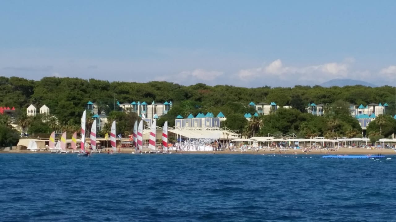 Strand vom Boot aus  Hane Family Resort
