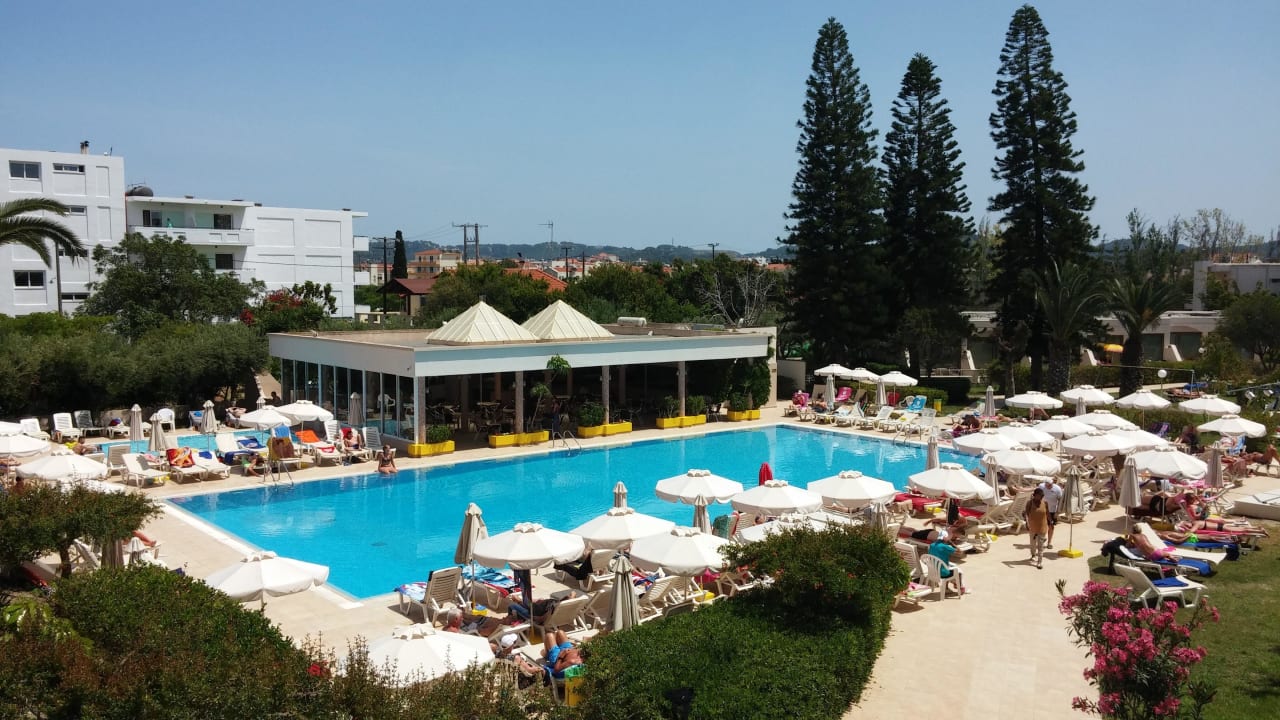 Widok z części pokoi Ialyssos Bay