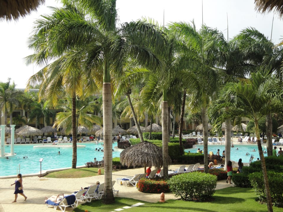 Poolansichten Iberostar Waves Costa Dorada