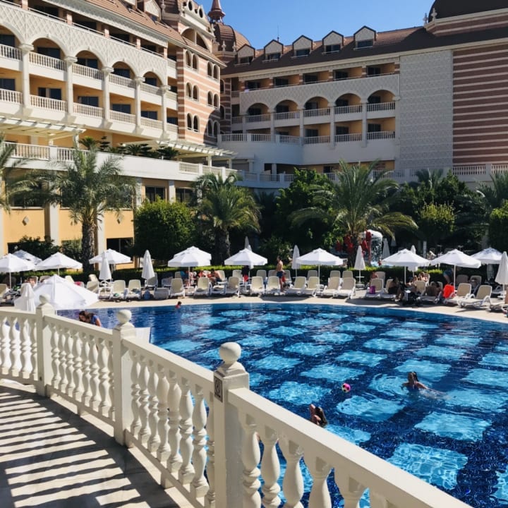 Pool Royal Alhambra Palace