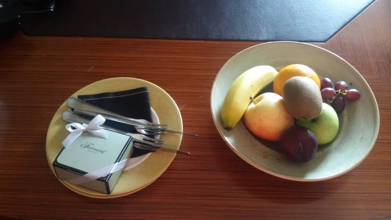 Obst und gefüllte Datteln Fairmont The Palm