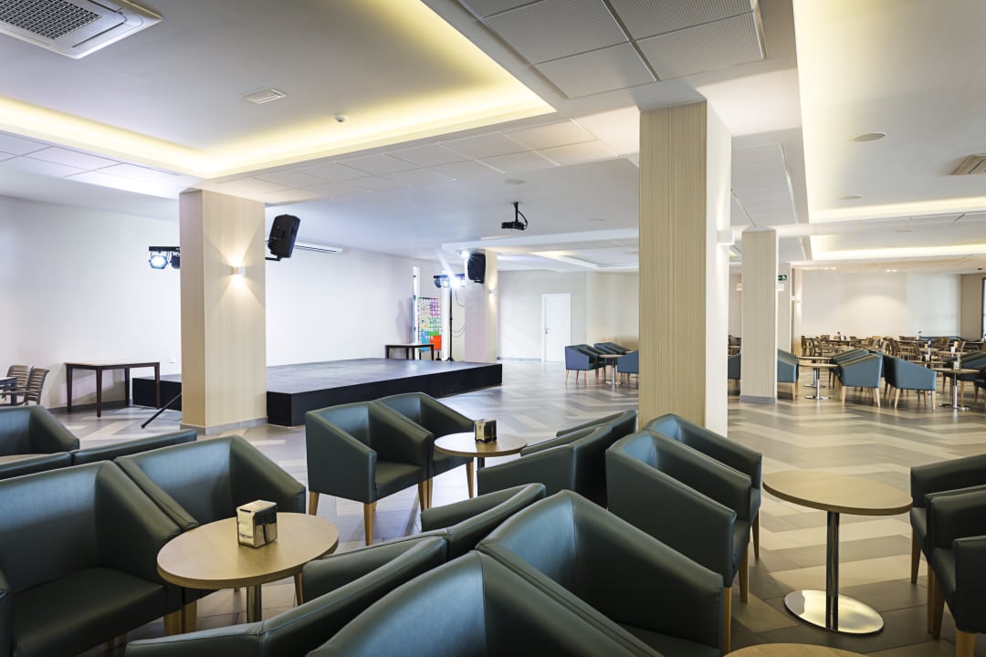 Lobby Hotel Best Sabinal