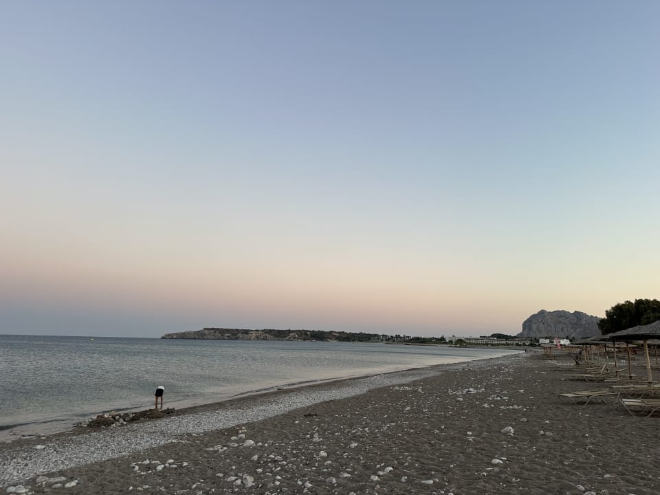 Strand Asterias Beach Resort