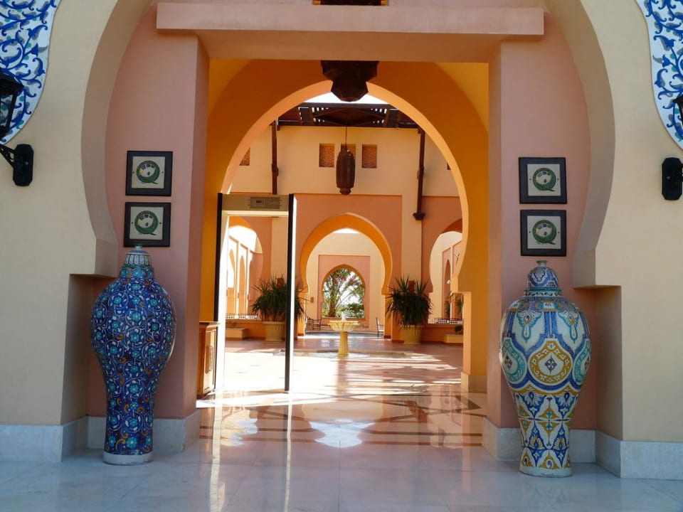 Coraya Beach, Eingang Steigenberger Coraya Beach - Adults only