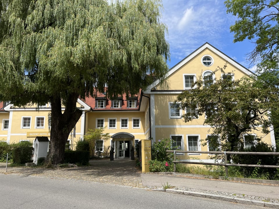 Außenansicht AKZENT Hotel Aufkirchen