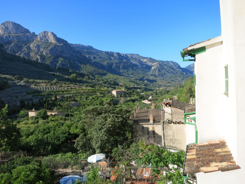 Ausblick aus Badezimmer Fornalutx Petit Hotel