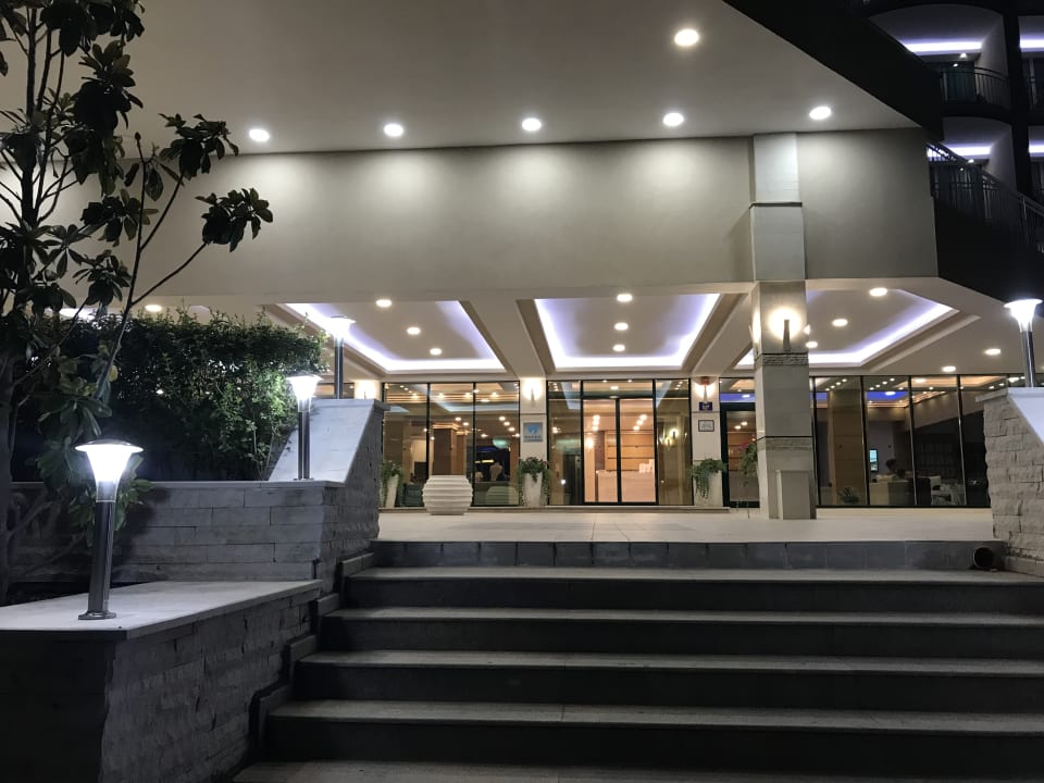 Lobby Hotel Bilyana Beach