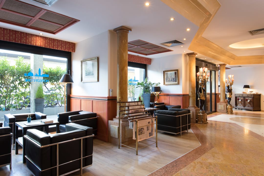 Lobby Best Western Hotel Tritone